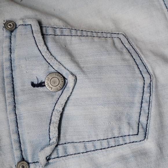 Mossimo LIGHT WASH back flap pocket short shorts 11 - Picture 8 of 8